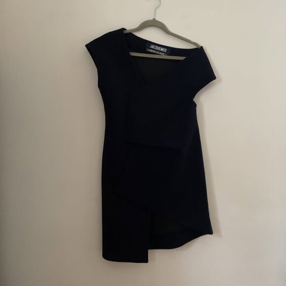 Jacquemus Asymmetrical Navy Wool Dress, - Picture 4 of 8